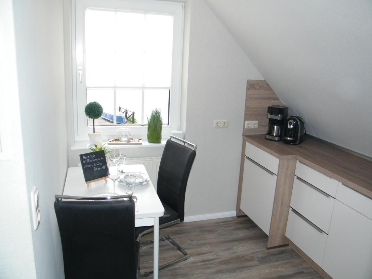 Gastehaus " Schone Aussicht " Appartement Neuharlingersiel Buitenkant foto