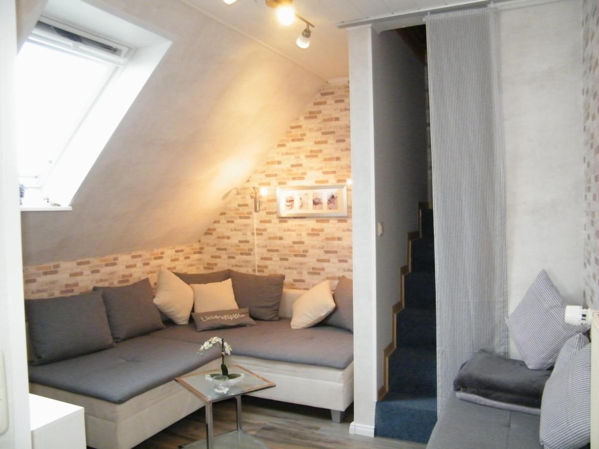 Gastehaus " Schone Aussicht " Appartement Neuharlingersiel Buitenkant foto