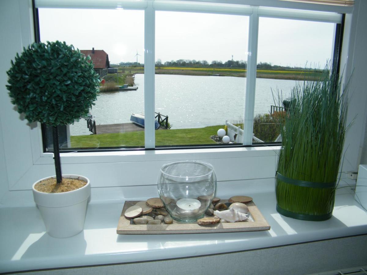 Gastehaus " Schone Aussicht " Appartement Neuharlingersiel Buitenkant foto